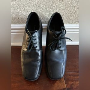 Boys Dress shoes size 7.5